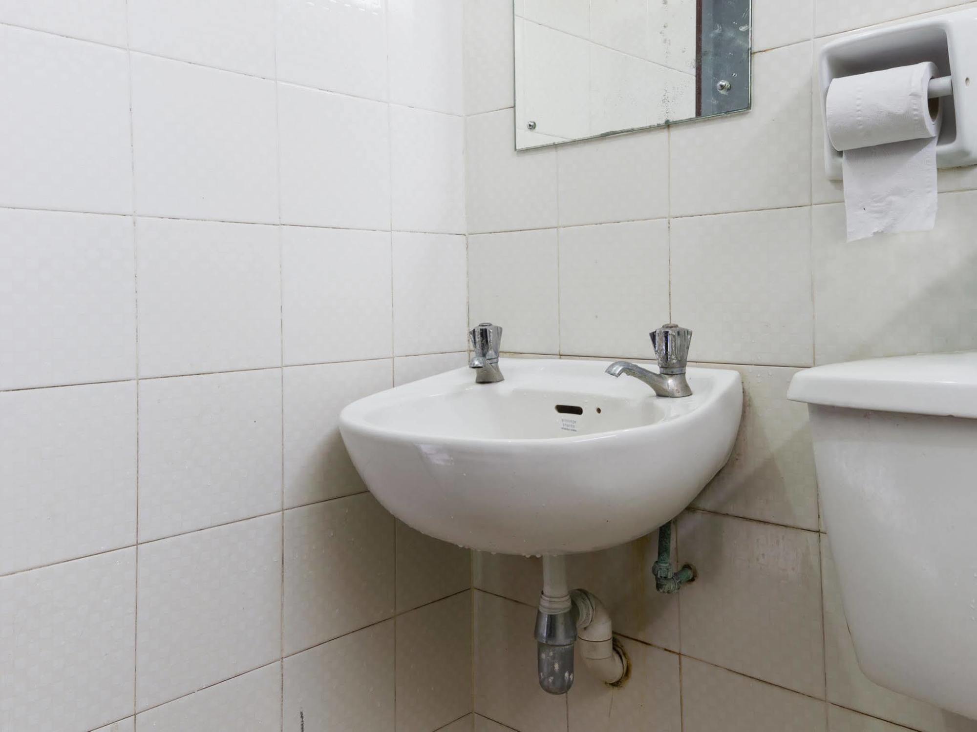Reddoorz Near Aljunied Mrt Singapore Ngoại thất bức ảnh